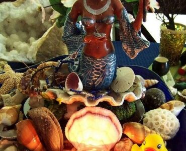 PACTE DE RICHESSE, PACTE AVEC MAMI WATA